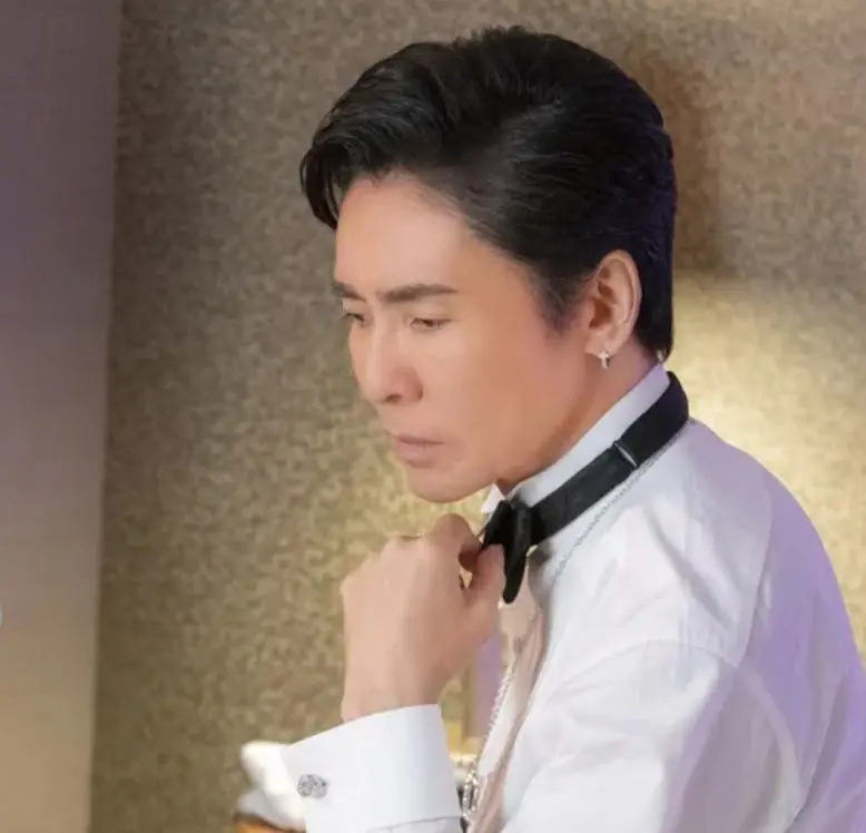 64歳の郷ひろみ